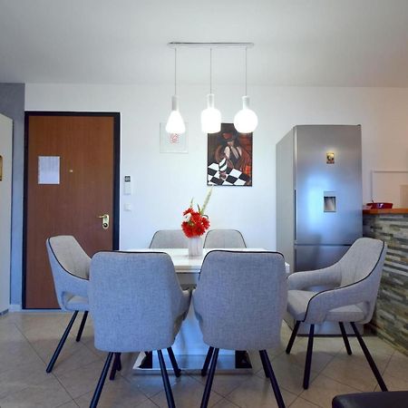 Apartment Lucy مالينسكا المظهر الخارجي الصورة