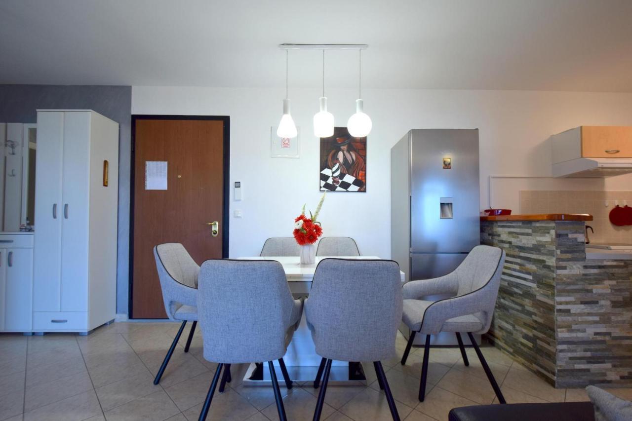 Apartment Lucy مالينسكا المظهر الخارجي الصورة